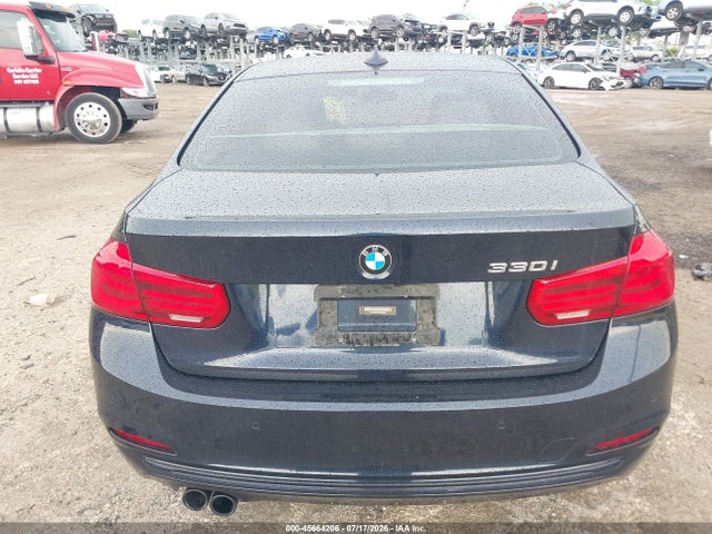 Aukcja sprzedaży 2017 Bmw 330i, vin: WBA8B9C38HK885844, numer aukcji: 45664206