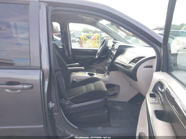 2C4RDGCG4GR249995 Dodge Grand Caravan Sxt
