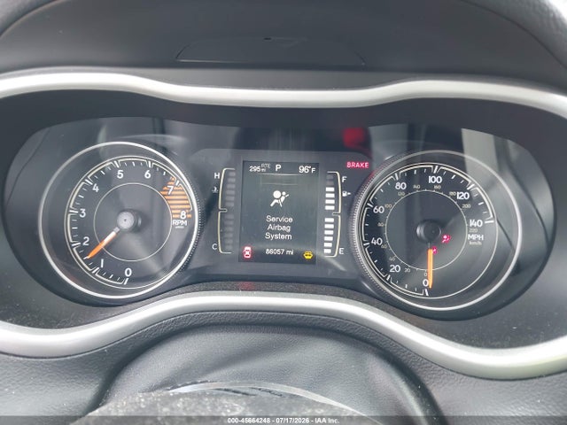 Продаж на аукціоні авто 2018 Jeep Cherokee Latitude Plus Fwd, vin: 1C4PJLLX4JD525062, номер лоту: 45664248