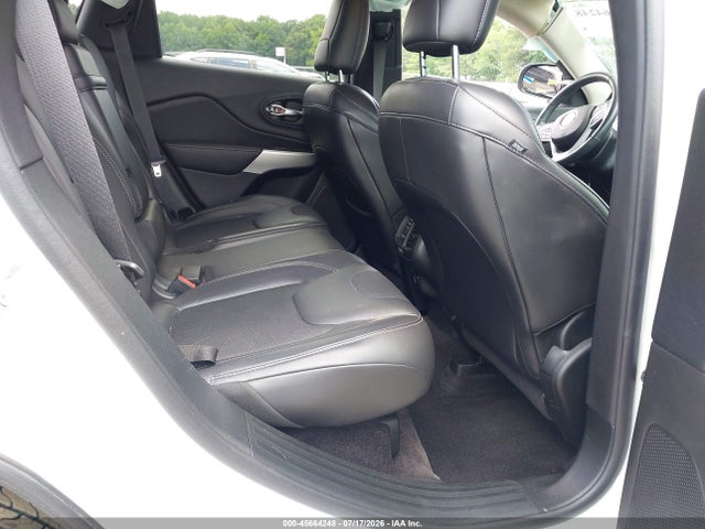Продаж на аукціоні авто 2018 Jeep Cherokee Latitude Plus Fwd, vin: 1C4PJLLX4JD525062, номер лоту: 45664248