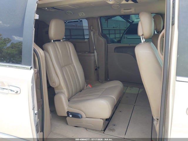 45664277 :رقم المزاد ، 2C4RC1CG5DR511339 vin ، 2013 Chrysler Town & Country Touring-l مزاد بيع
