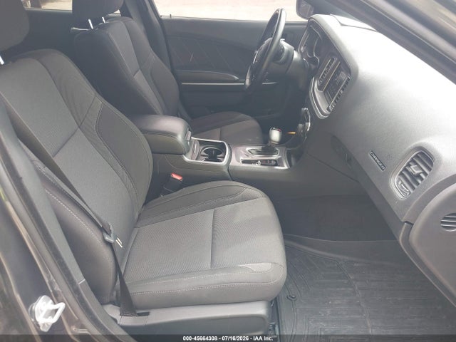 45664308 :رقم المزاد ، 2C3CDXBG5KH675561 vin ، 2019 Dodge Charger Sxt Rwd مزاد بيع