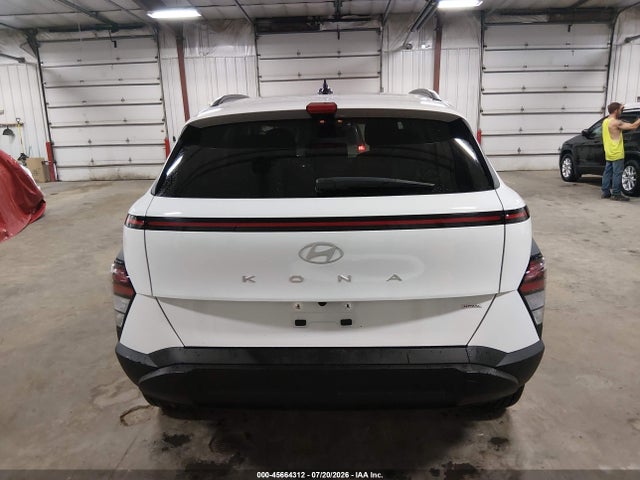 2025 Hyundai Kona Sel მანქანა იყიდება აუქციონზე, vin: KM8HBCAB7SU318316, აუქციონის ნომერი: 45664312