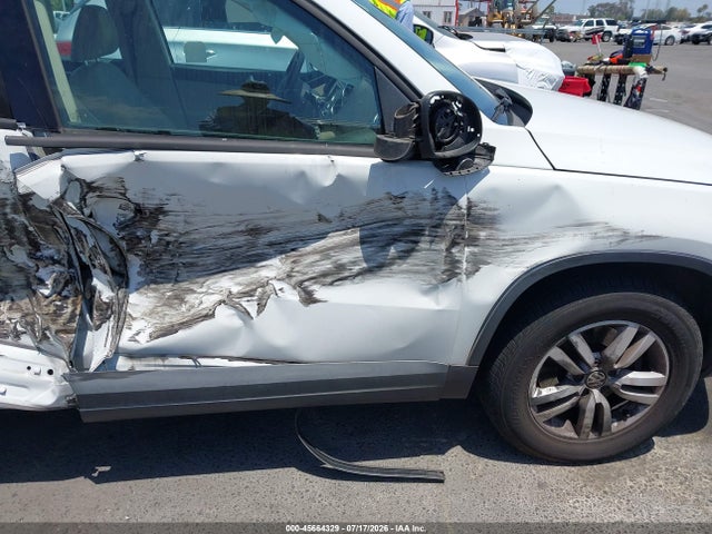 Продажа на аукционе авто 2016 Volkswagen Tiguan S, vin: WVGAV7AX0GW502195, номер лота: 45664329