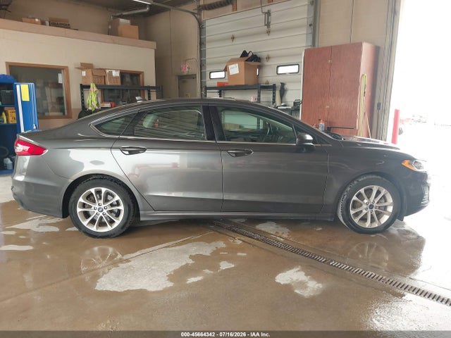 2020 Ford Fusion Hybrid Se მანქანა იყიდება აუქციონზე, vin: 3FA6P0LU8LR200610, აუქციონის ნომერი: 45664342