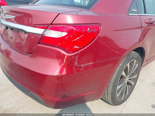 2014 Chrysler 200 Touring მანქანა იყიდება აუქციონზე, vin: 1C3CCBBGXEN118632, აუქციონის ნომერი: 45664354