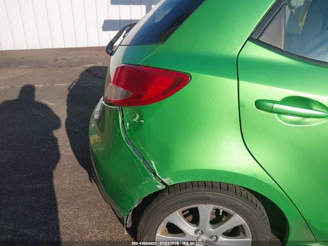 2011 Mazda Mazda2 Touring მანქანა იყიდება აუქციონზე, vin: JM1DE1HY1B0115325, აუქციონის ნომერი: 45664402