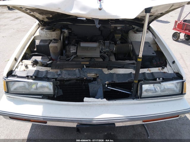45664476 :رقم المزاد ، 1G3HY53CXJW405490 vin ، 1988 Oldsmobile Delta 88 Royale Brougham مزاد بيع