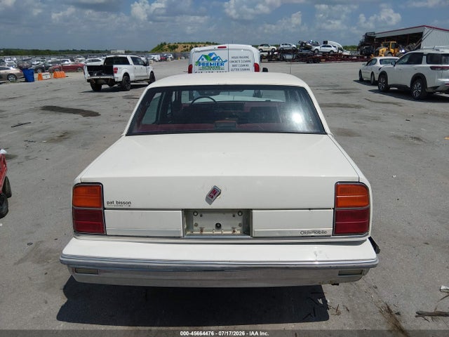 45664476 :رقم المزاد ، 1G3HY53CXJW405490 vin ، 1988 Oldsmobile Delta 88 Royale Brougham مزاد بيع