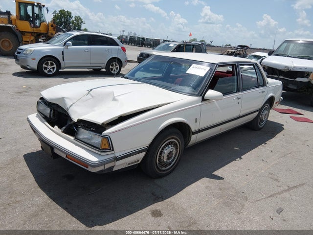 45664476 :رقم المزاد ، 1G3HY53CXJW405490 vin ، 1988 Oldsmobile Delta 88 Royale Brougham مزاد بيع