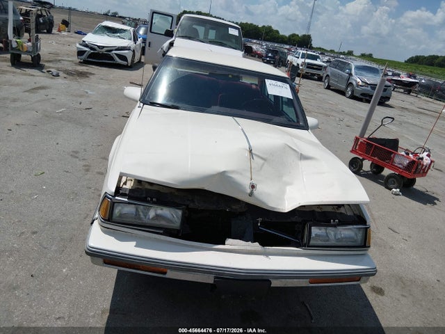 45664476 :رقم المزاد ، 1G3HY53CXJW405490 vin ، 1988 Oldsmobile Delta 88 Royale Brougham مزاد بيع