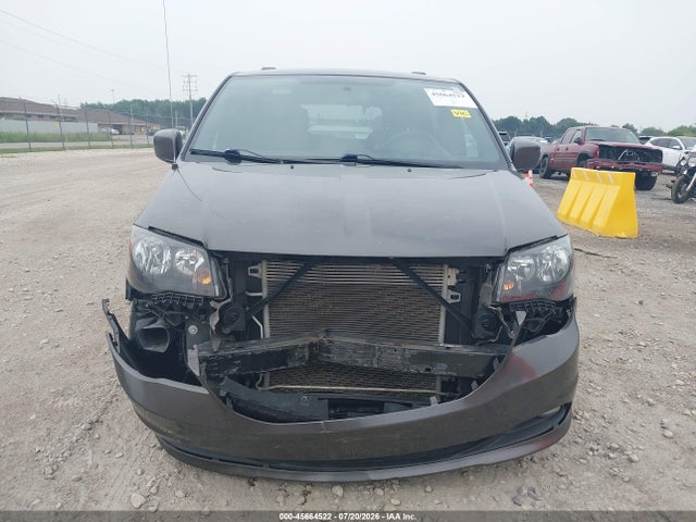 2C4RDGEG2GR384972 Dodge Grand Caravan R/t