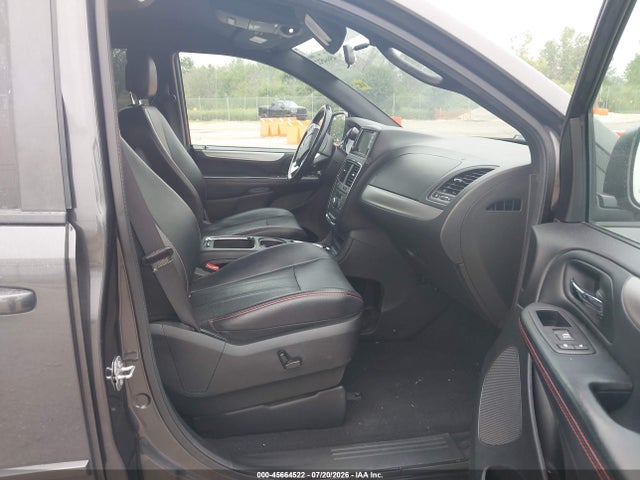2C4RDGEG2GR384972 Dodge Grand Caravan R/t