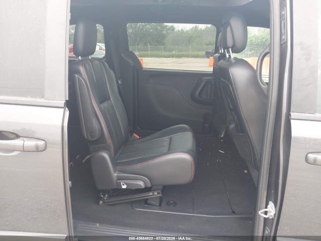 2C4RDGEG2GR384972 Dodge Grand Caravan R/t