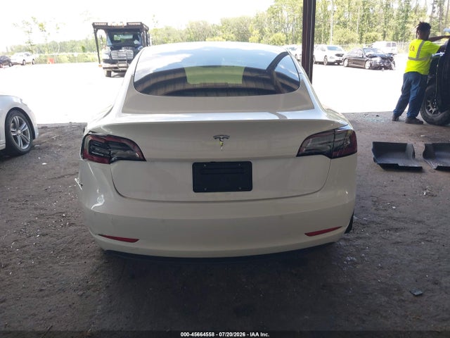 Tesla Model 3 Standard Range Plus Rear-wheel Drive 2021 5YJ3E1EA8MF856708 Image 15
