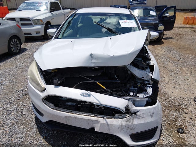 Ford FOCUS SE 2015 1FADP3F24FL381887 Image 6