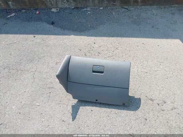 2003 Volkswagen Jetta Gl მანქანა იყიდება აუქციონზე, vin: WVWRK61J73W297586, აუქციონის ნომერი: 45664593