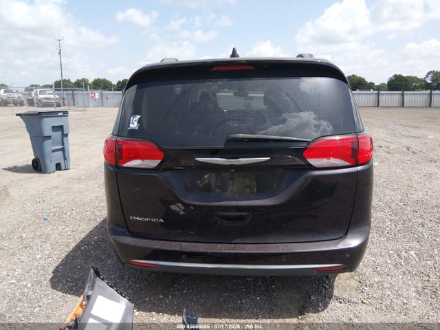 45664595 :رقم المزاد ، 2C4RC1BG9HR587749 vin ، 2017 Chrysler Pacifica Touring-l مزاد بيع