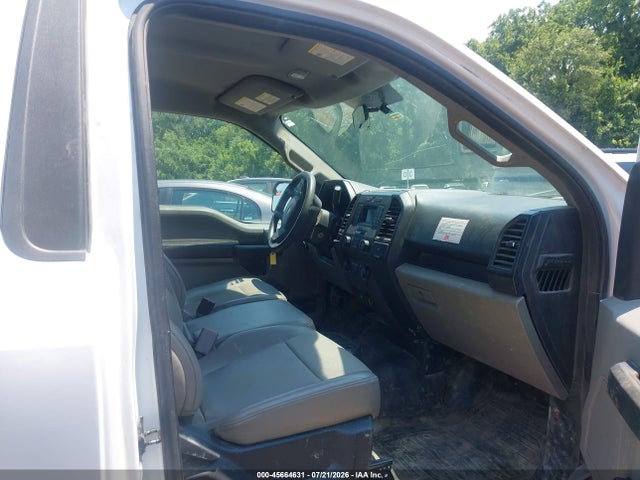 45664631 :رقم المزاد ، 1FTMF1C81HKD60692 vin ، 2017 Ford F-150 Xl مزاد بيع