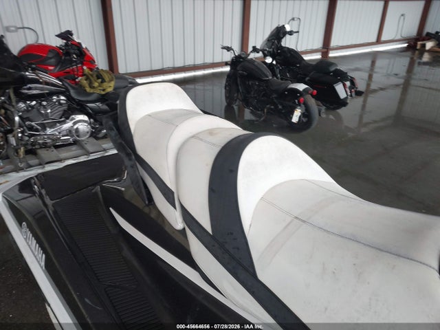 Yamaha Personal Watercraft 2018 YAMA0683F818 Image 8