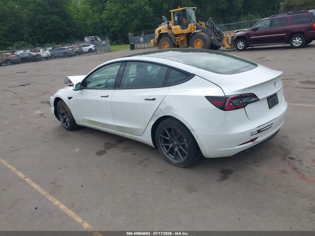 2021 Tesla Model 3 Standard Range Plus Rear-wheel Drive მანქანა იყიდება აუქციონზე, vin: 5YJ3E1EA0MF029222, აუქციონის ნომერი: 45664682