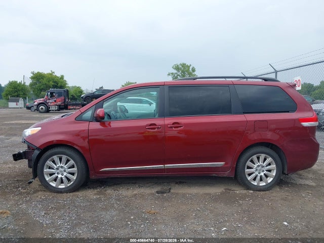 45664740 :رقم المزاد ، 5TDJK3DC4CS033671 vin ، 2012 Toyota Sienna Le 7 Passenger مزاد بيع