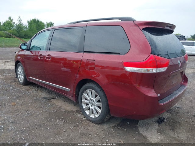 45664740 :رقم المزاد ، 5TDJK3DC4CS033671 vin ، 2012 Toyota Sienna Le 7 Passenger مزاد بيع