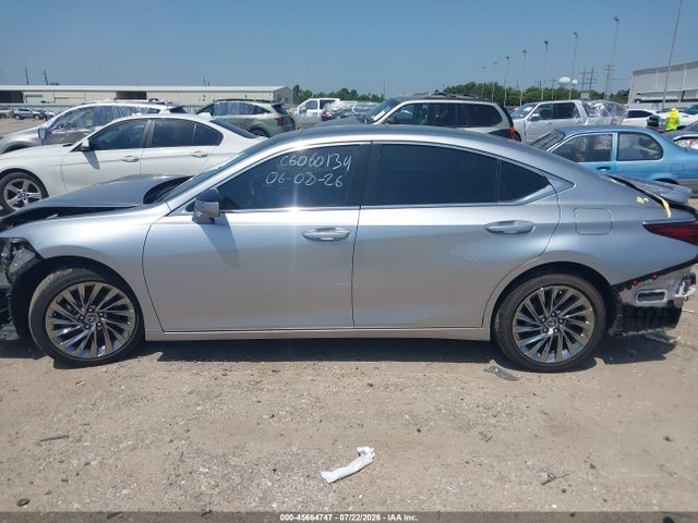2025 Lexus Es 350 Ultra Luxury მანქანა იყიდება აუქციონზე, vin: 58AFZ1B18SU190495, აუქციონის ნომერი: 45664747