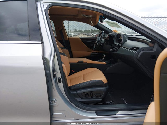 2025 Lexus Es 350 Ultra Luxury მანქანა იყიდება აუქციონზე, vin: 58AFZ1B18SU190495, აუქციონის ნომერი: 45664747