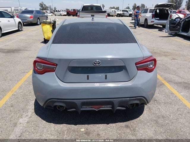 JF1ZNAA12J8700763 Toyota 86