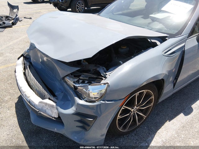 JF1ZNAA12J8700763 Toyota 86