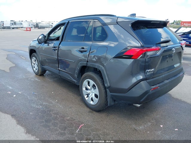 Toyota RAV4 LE 2021 2T3G1RFV2MC173315 Image 3