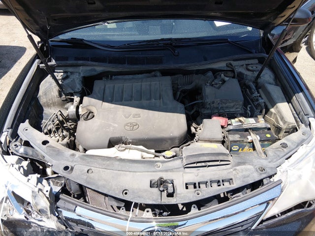 45664801 :رقم المزاد ، 4T1BK1FK8DU526257 vin ، 2013 Toyota Camry Xle V6 مزاد بيع