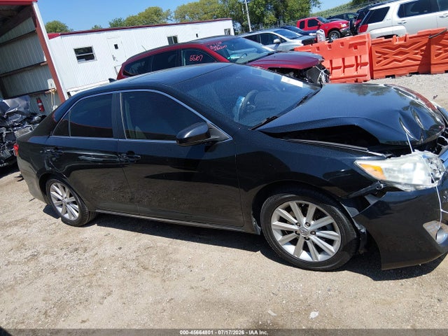 45664801 :رقم المزاد ، 4T1BK1FK8DU526257 vin ، 2013 Toyota Camry Xle V6 مزاد بيع