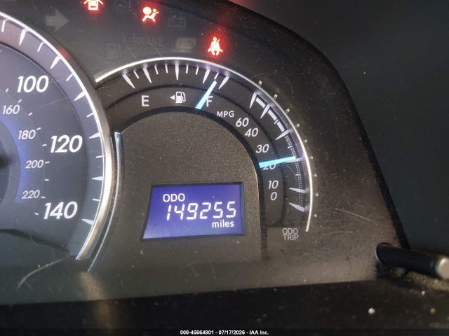 45664801 :رقم المزاد ، 4T1BK1FK8DU526257 vin ، 2013 Toyota Camry Xle V6 مزاد بيع