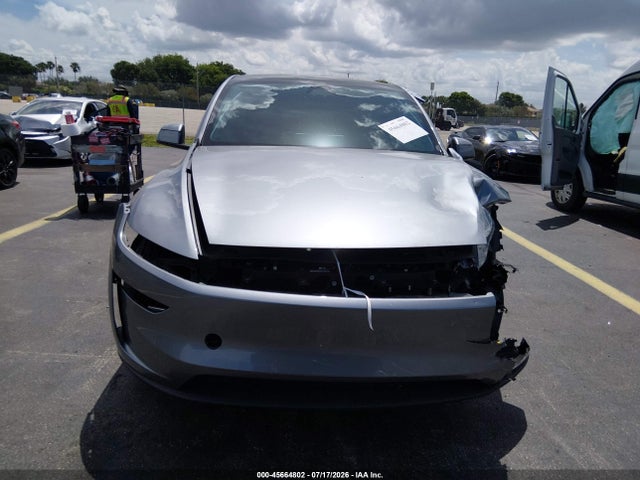 Продажа на аукционе авто 2026 Tesla Model Y Premium Rear-wheel Drive/rear-wheel Drive, vin: 7SAYGDED3TF526875, номер лота: 45664802