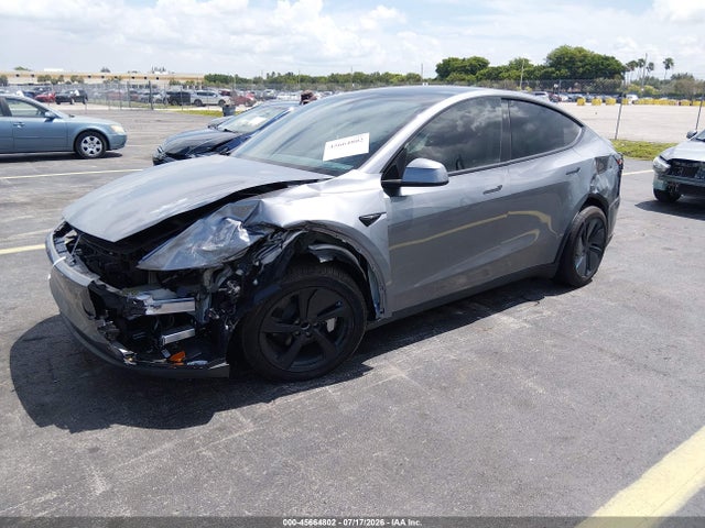 Продажа на аукционе авто 2026 Tesla Model Y Premium Rear-wheel Drive/rear-wheel Drive, vin: 7SAYGDED3TF526875, номер лота: 45664802