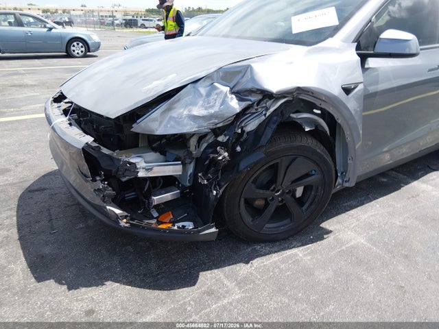 Продажа на аукционе авто 2026 Tesla Model Y Premium Rear-wheel Drive/rear-wheel Drive, vin: 7SAYGDED3TF526875, номер лота: 45664802
