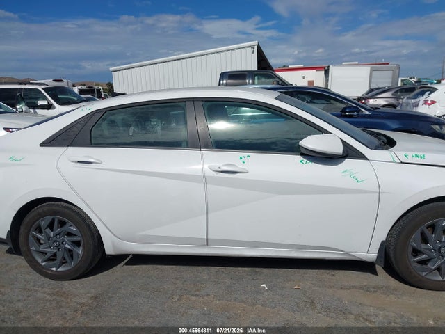 KMHLM4DJ2RU113350 Hyundai Elantra Hybrid Blue