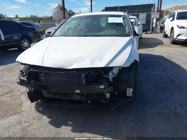 KMHLM4DJ2RU113350 Hyundai Elantra Hybrid Blue