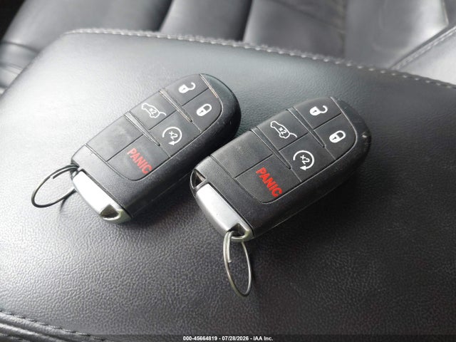 45664819 :رقم المزاد ، 1C4RJFBG5MC775433 vin ، 2021 Jeep Grand Cherokee Limited 4x4 مزاد بيع