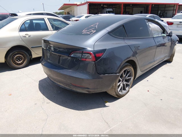 Tesla Model 3 Standard Range Plus Rear-wheel Drive 2021 5YJ3E1EA5MF941294 Image 4
