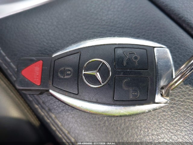 Auction sale of the 2015 Mercedes-benz C 300 Luxury 4matic, vin: 55SWF4KB2FU029474, lot number: 45664895