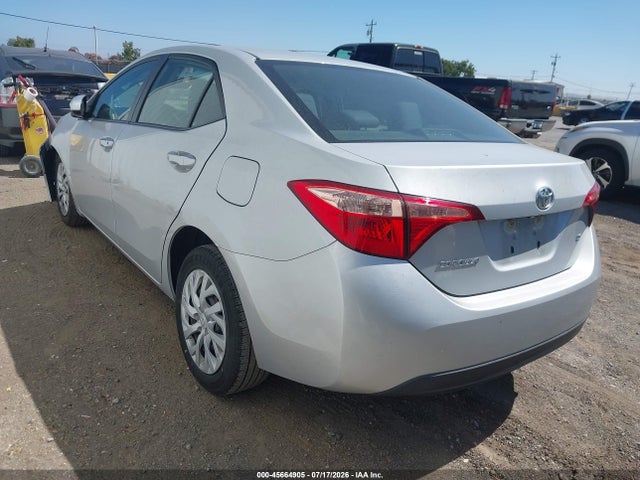 Toyota COROLLA LE 2017 2T1BURHE5HC866537 Image 3