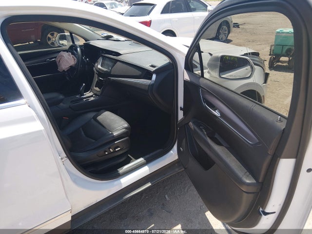 45664970 :رقم المزاد ، 1GYKNCRS2KZ191901 vin ، 2019 Cadillac Xt5 Luxury مزاد بيع
