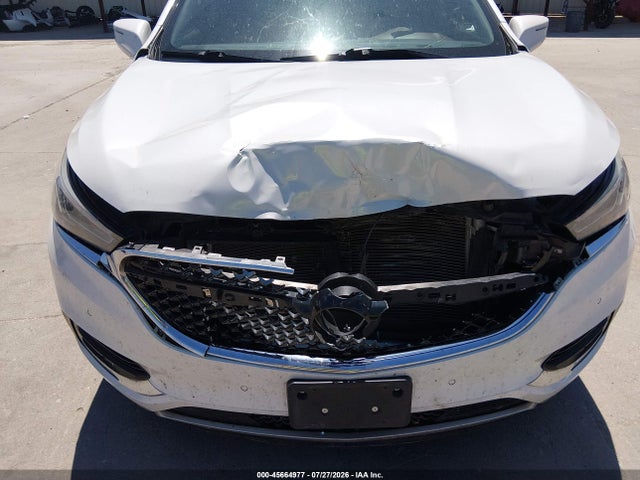 45664977 :رقم المزاد ، 5GAERDKW1JJ270677 vin ، 2018 Buick Enclave Avenir مزاد بيع