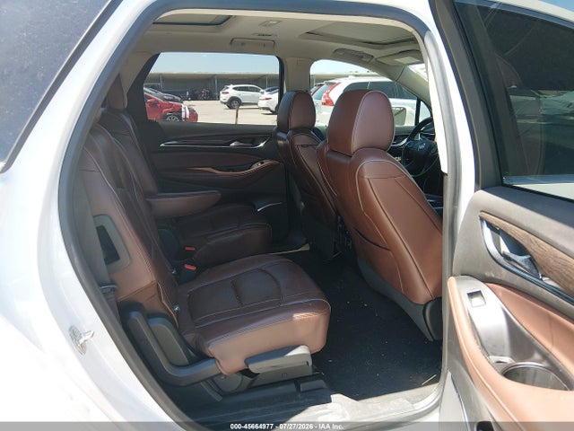 45664977 :رقم المزاد ، 5GAERDKW1JJ270677 vin ، 2018 Buick Enclave Avenir مزاد بيع