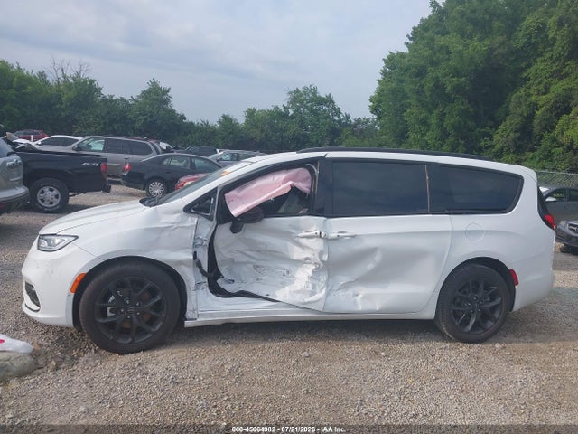 Продаж на аукціоні авто 2026 Chrysler Pacifica Select, vin: 2C4RC1BG5TR198969, номер лоту: 45664982