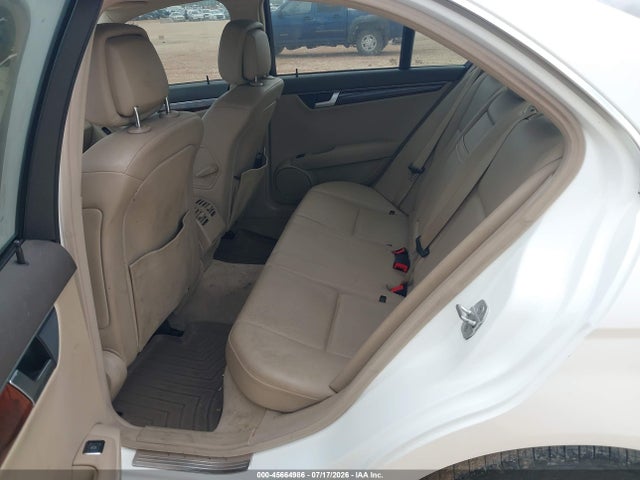 Aukcja sprzedaży 2012 Mercedes-benz C 250 Luxury, vin: WDDGF4HB9CR212024, numer aukcji: 45664986