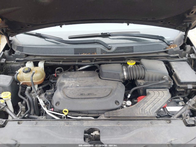 45665000 :رقم المزاد ، 2C4RC1DG0LR148302 vin ، 2020 Chrysler Voyager Lxi مزاد بيع